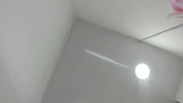 Bonniie 22 online show from September 25, 2025, 2:45 pm