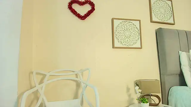 mary cute9 online show from March 28, 2026, 12:06 pm