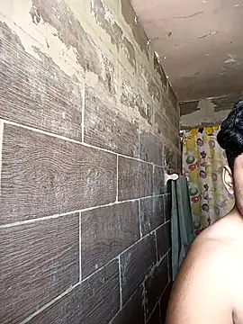 crisssalazar online show from March 20, 2025, 8:40 pm