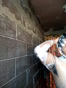 crisssalazar online show from March 13, 2025, 11:38 pm