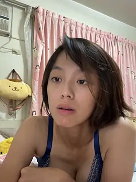 ladypaggy online show from September 15, 2025, 4:07 pm