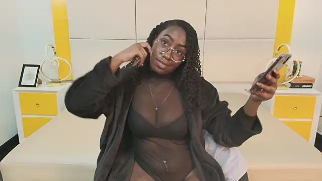 Qeen blackk online show from October 27, 2025, 8:21 pm