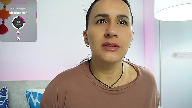 Snapshot of Sara_Charmy chatting on February 14, 2026, 10:59 am Sara Charmy online show from February 14, 2026, 10:59 am