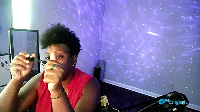 lovelyenigma365 online show from February 18, 2026, 6:48 pm