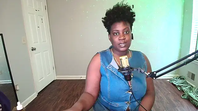 lovelyenigma365 online show from March 17, 2026, 6:00 pm