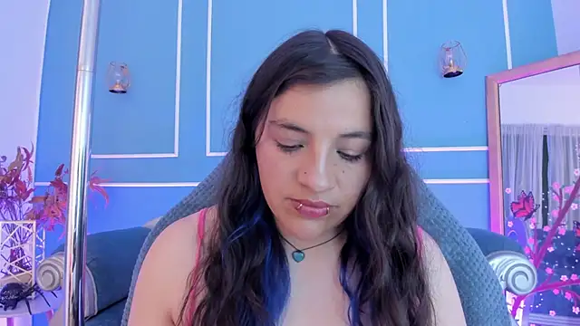 TaraTaylorr online show from June 19, 2026, 2:06 am
