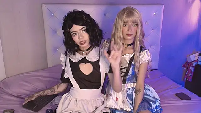  mollycrystal online show from January 8, 2026, 7:36 am