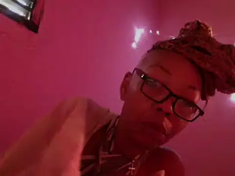 Ladyzee25 online show from March 10, 2026, 11:14 am