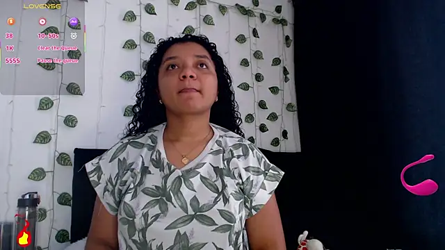 victtoria cane63 online show from June 18, 2026, 9:42 pm