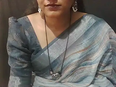 Snapshot of sugandha_bhabhi chatting on May 4, 2026, 4:54 pm sugandha bhabhi online show from May 4, 2026, 4:54 pm