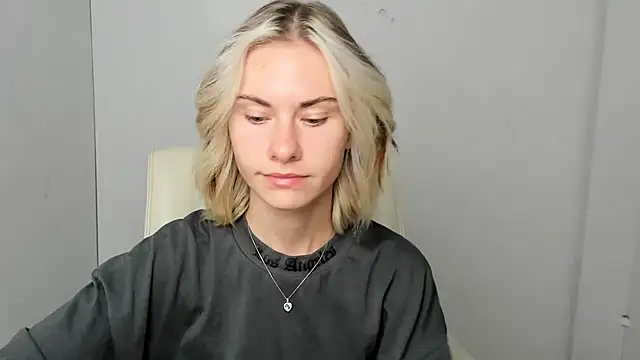 Fiona Night online show from September 15, 2025, 5:30 am