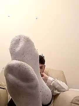 FitYoungChav online show from March 2, 2025, 5:20 pm