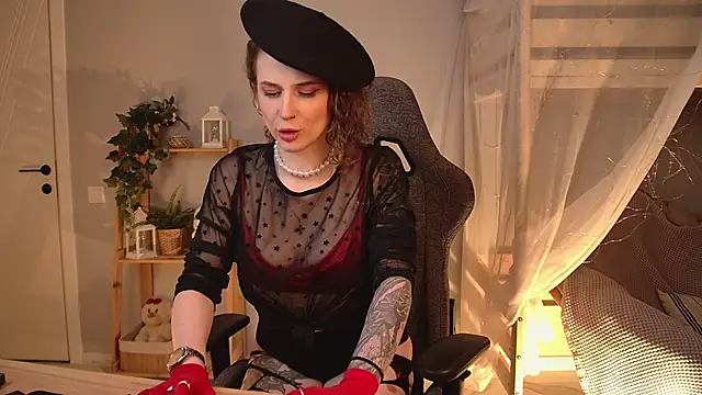 OliviaMcClean online show from February 19, 2026, 11:34 pm