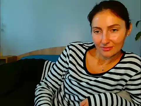 Irina9793 online show from October 9, 2025, 8:04 am