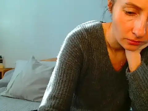 Irina9793 online show from January 13, 2026, 9:57 am