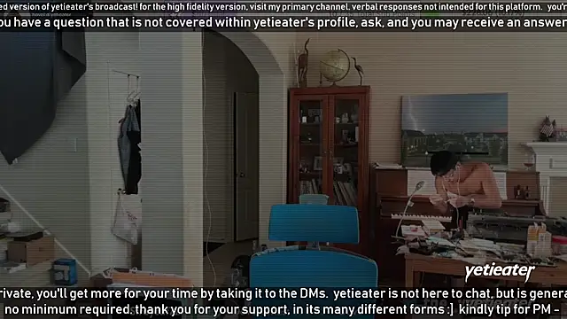 Snapshot of yetieater chatting on February 1, 2025, 9:08 pm yetieater online show from February 1, 2025, 9:08 pm