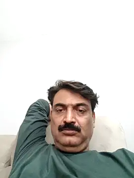 Snapshot of boobs5626 chatting on December 4, 2025, 3:38 am boobs5626 online show from December 4, 2025, 3:38 am