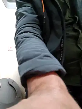 Snapshot of boobs5626 chatting on January 15, 2026, 8:34 pm boobs5626 online show from January 15, 2026, 8:34 pm