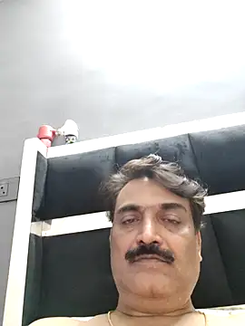 Snapshot of boobs5626 chatting on October 3, 2025, 6:37 am boobs5626 online show from October 3, 2025, 6:37 am