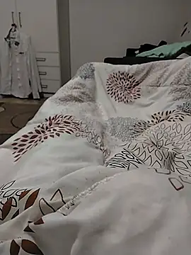 iurinicola online show from November 11, 2025, 10:47 pm