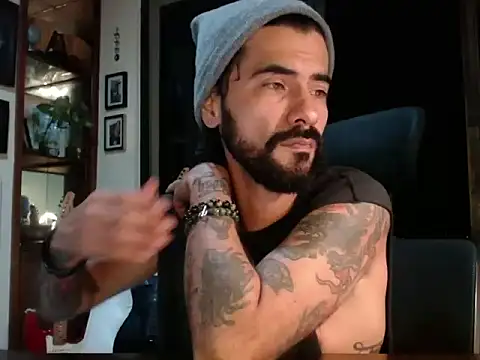 Snapshot of Bhbroadcast chatting on February 27, 2026, 4:45 am Bhbroadcast online show from February 27, 2026, 4:45 am