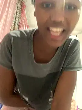 Snapshot of teen_liyah chatting on October 8, 2025, 5:46 pm teen liyah online show from October 8, 2025, 5:46 pm