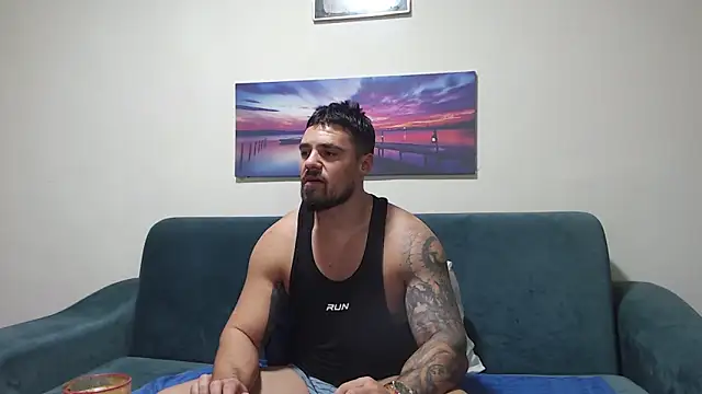 Tiberius hunk online show from November 22, 2025, 5:50 am