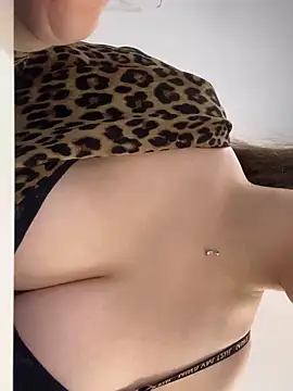 Snapshot of HannaJohnson chatting on September 21, 2025, 6:07 am HannaJohnson online show from September 21, 2025, 6:07 am