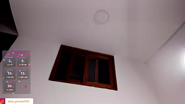 Dylan Turnerr online show from September 25, 2025, 8:59 pm