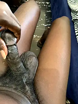 BoyExplorer24 online show from October 19, 2025, 3:37 pm