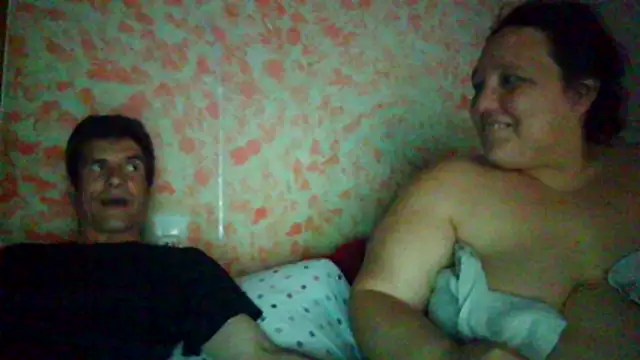 Snapshot of parejade225@xh chatting on April 30, 2026, 8:57 pm parejade225xh online show from April 30, 2026, 8:57 pm