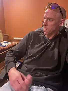 Snapshot of Mac_ThunderCock chatting on February 10, 2026, 9:36 pm Mac ThunderCock online show from February 10, 2026, 9:36 pm