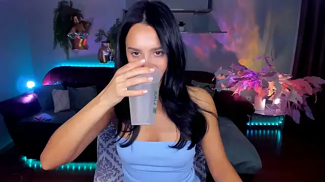 DanaSincere online show from February 9, 2026, 3:37 am