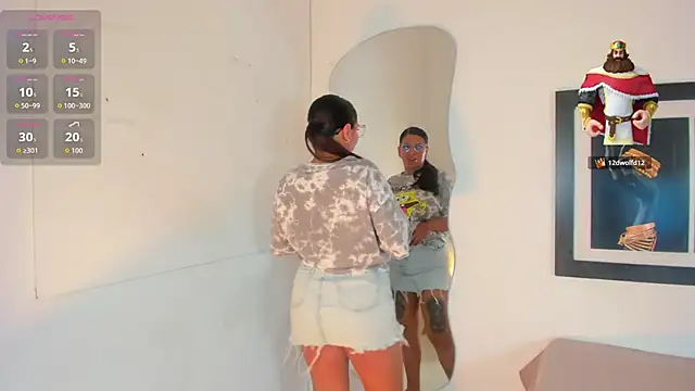 emilyy cooperr online show from November 26, 2025, 12:16 pm