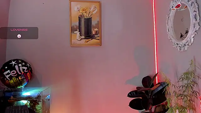 CRAZY-BOY99 online show from November 6, 2025, 8:51 am