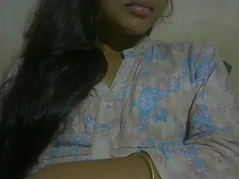 Snapshot of mayra89 chatting on August 7, 2026, 2:34 pm mayra89 online show from August 7, 2026, 2:34 pm