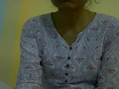 Snapshot of mayra89 chatting on February 24, 2026, 3:13 pm mayra89 online show from February 24, 2026, 3:13 pm