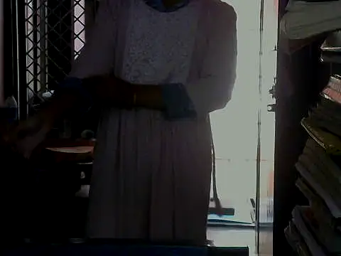 Snapshot of mayra89 chatting on November 10, 2025, 4:17 am mayra89 online show from November 10, 2025, 4:17 am