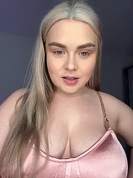 April Vancee online show from March 8, 2025, 12:30 pm