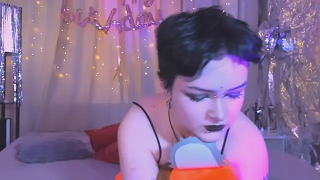 Snapshot of NicoleFlloret chatting on March 18, 2025, 8:39 am NicoleFlloret online show from March 18, 2025, 8:39 am