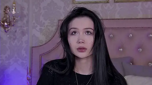 HeatherSweet  online show from March 9, 2026, 5:27 pm