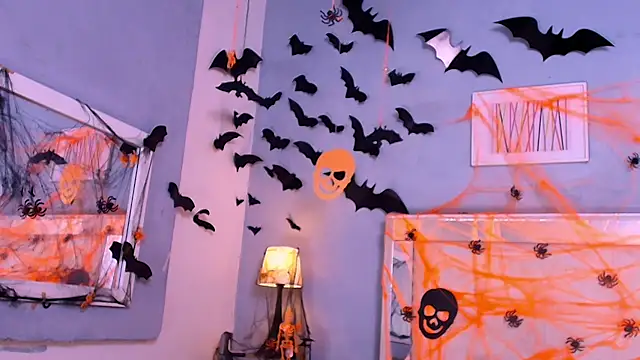 Emily Castillo 1 online show from October 30, 2025, 5:06 am