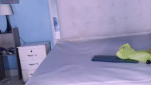 Emily Castillo 1 online show from September 10, 2025, 3:38 am