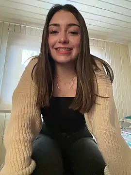 Snapshot of floooohv chatting on November 15, 2025, 10:47 pm floooohv online show from November 15, 2025, 10:47 pm