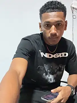 Snapshot of LexiAndDeker chatting on April 5, 2026, 1:12 am LexiAndDeker online show from April 5, 2026, 1:12 am