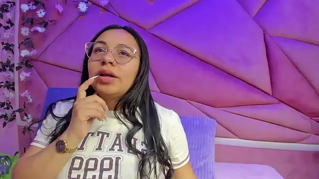  Violeta 18 online show from November 27, 2025, 3:07 am