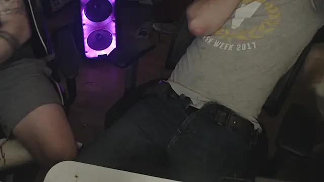 weknowourworth6999 online show from September 14, 2025, 1:33 pm