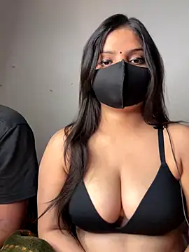 Snapshot of etihotyy chatting on November 25, 2025, 6:30 pm etihotyy online show from November 25, 2025, 6:30 pm