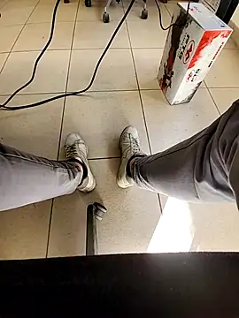 Snapshot of GM51-1988 chatting on March 18, 2025, 10:39 am GM51-1988 online show from March 18, 2025, 10:39 am