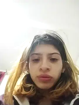 KratosAfroditacs online show from December 20, 2025, 4:26 am